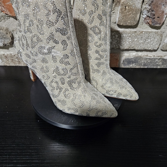 Gianni Bini Silver And Cream Leopard Heeled Boots - Picture 1 of 8